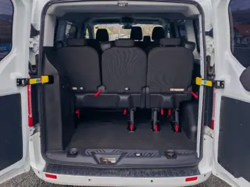 FORD TRANZIT – MICROBUZ CU 9 LOCURI   An 2012