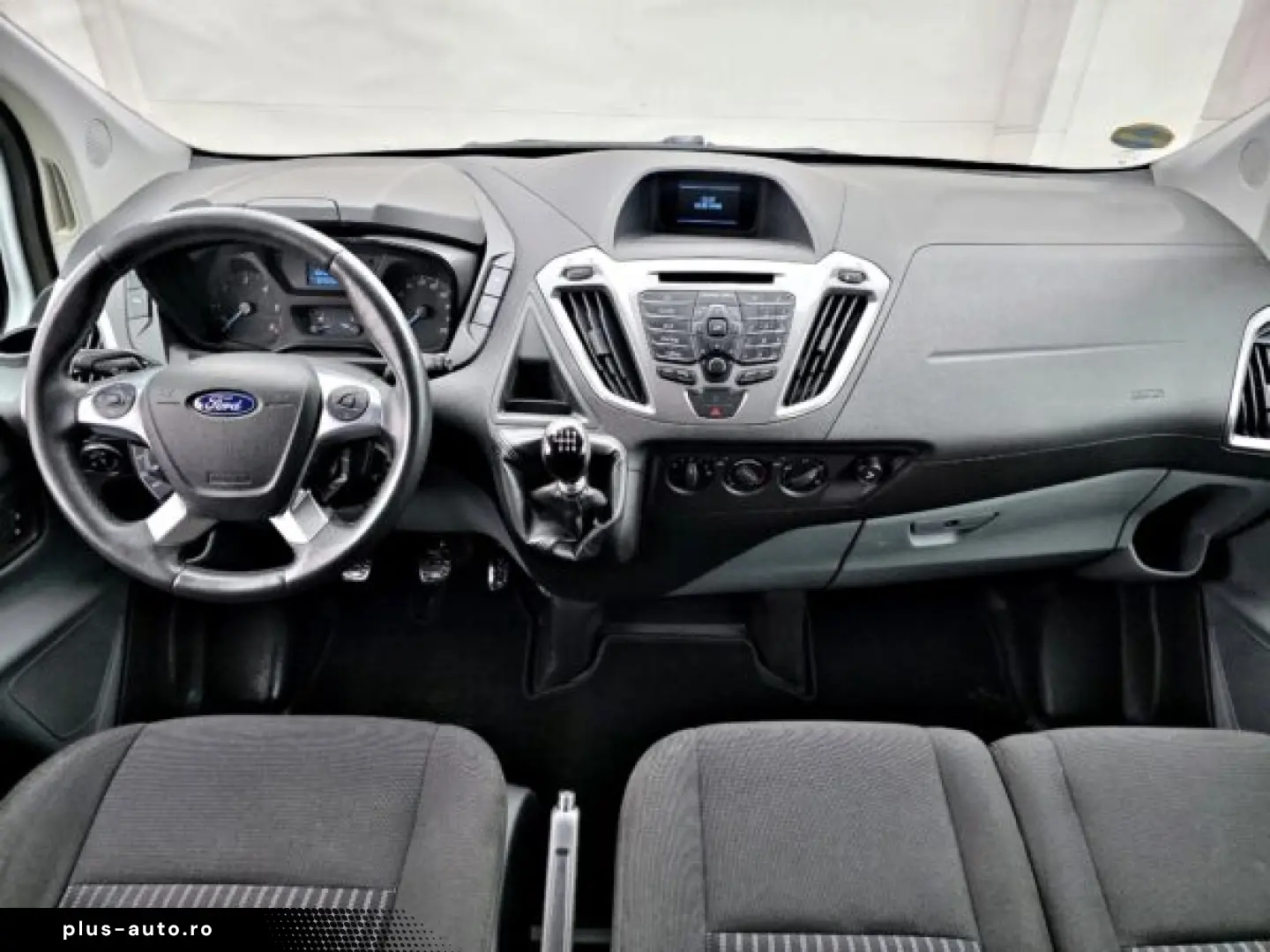 FORD TRANZIT – MICROBUZ CU 9 LOCURI   An 2012