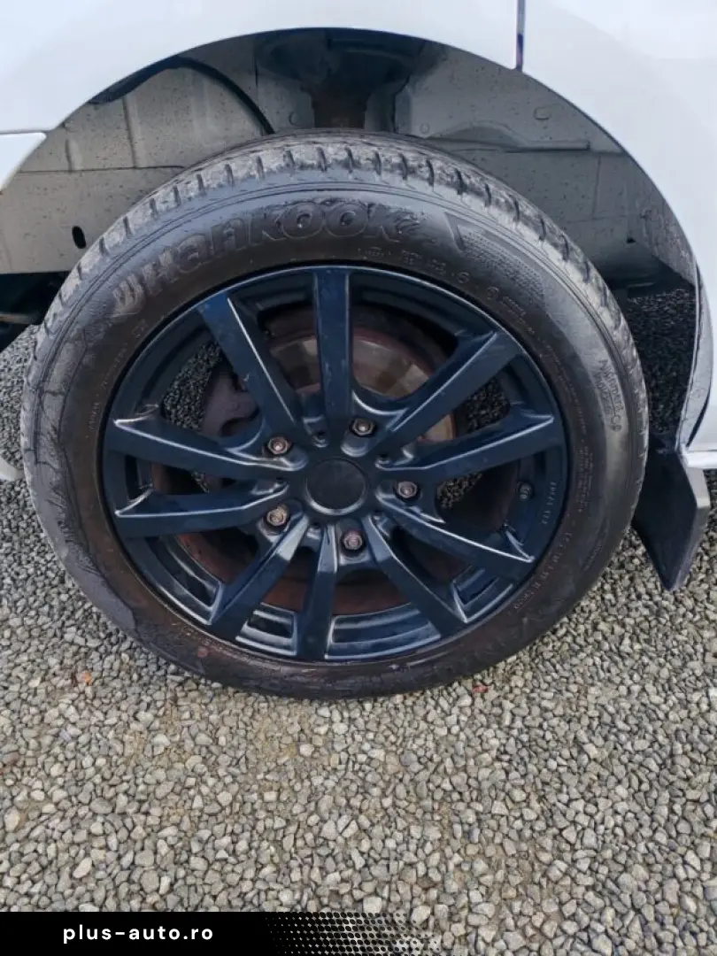 FORD TRANZIT – MICROBUZ CU 9 LOCURI   An 2012