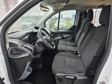 FORD TRANZIT – MICROBUZ CU 9 LOCURI   An 2012