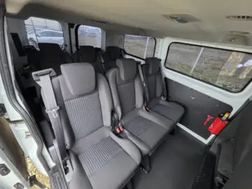 FORD TRANZIT – MICROBUZ CU 9 LOCURI   An 2012