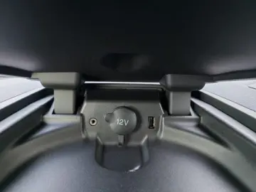 FORD TRANZIT – MICROBUZ CU 9 LOCURI   An 2012