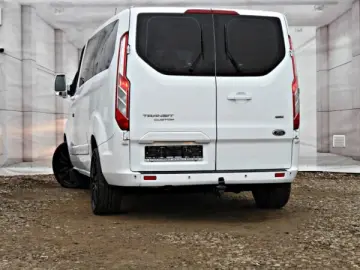 FORD TRANZIT – MICROBUZ CU 9 LOCURI   An 2012