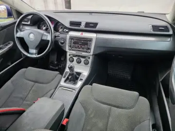 VW PASSAT   An 2006   Motor 2.0