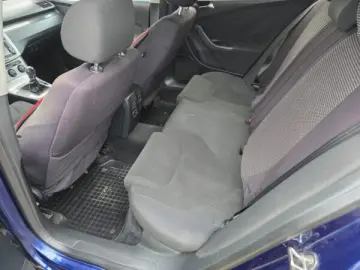 VW PASSAT   An 2006   Motor 2.0