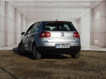 VW GLOF 5   An 2006   Motor 1 9