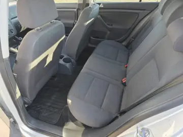 VW GOLF   An 2006   Motor 1 4