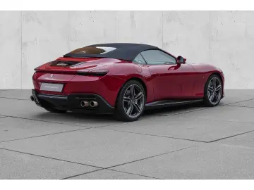 FERRARI Roma Spider  Leder LED CarPlay Daytona-Design