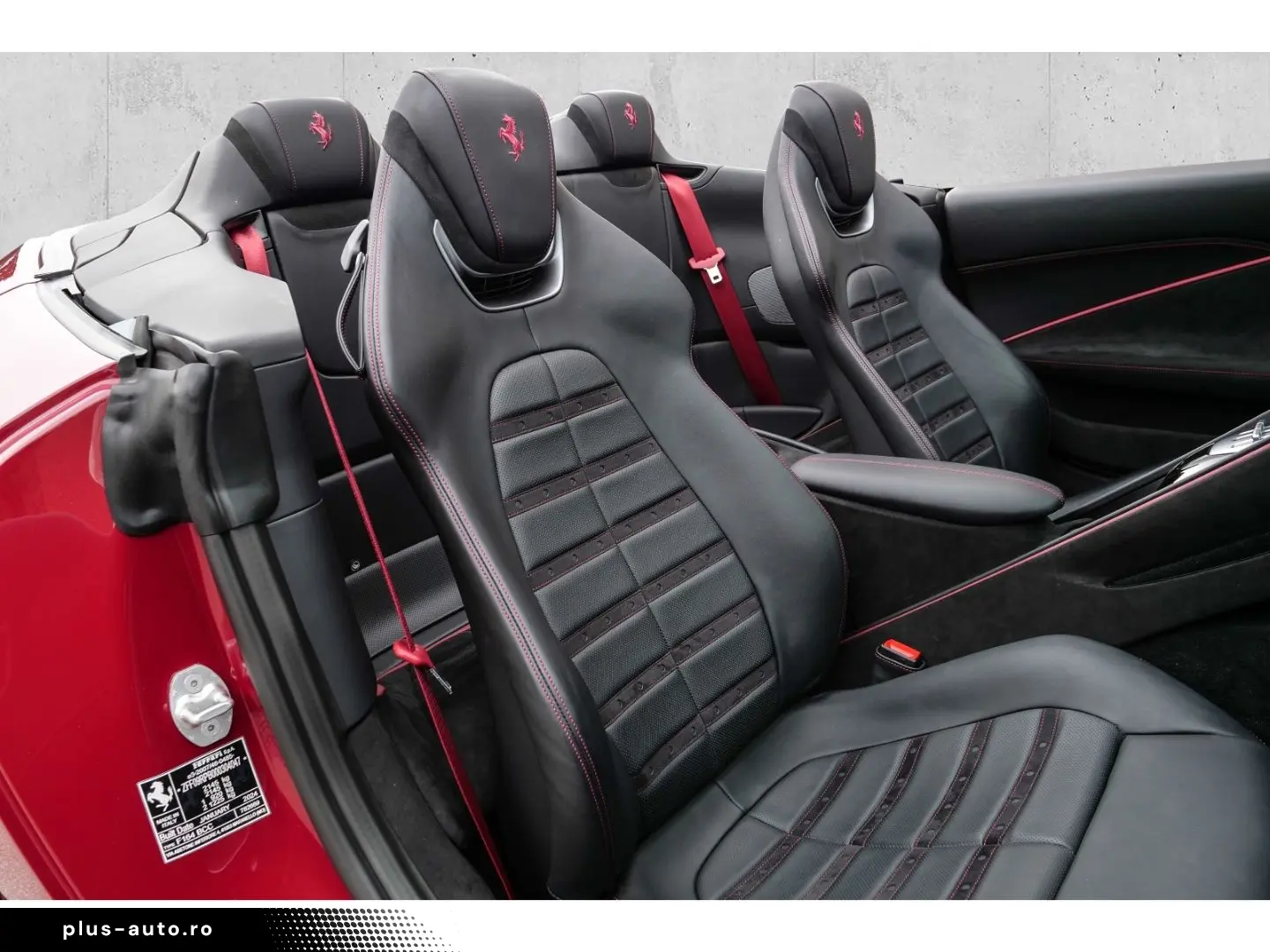 FERRARI Roma Spider  Leder LED CarPlay Daytona-Design