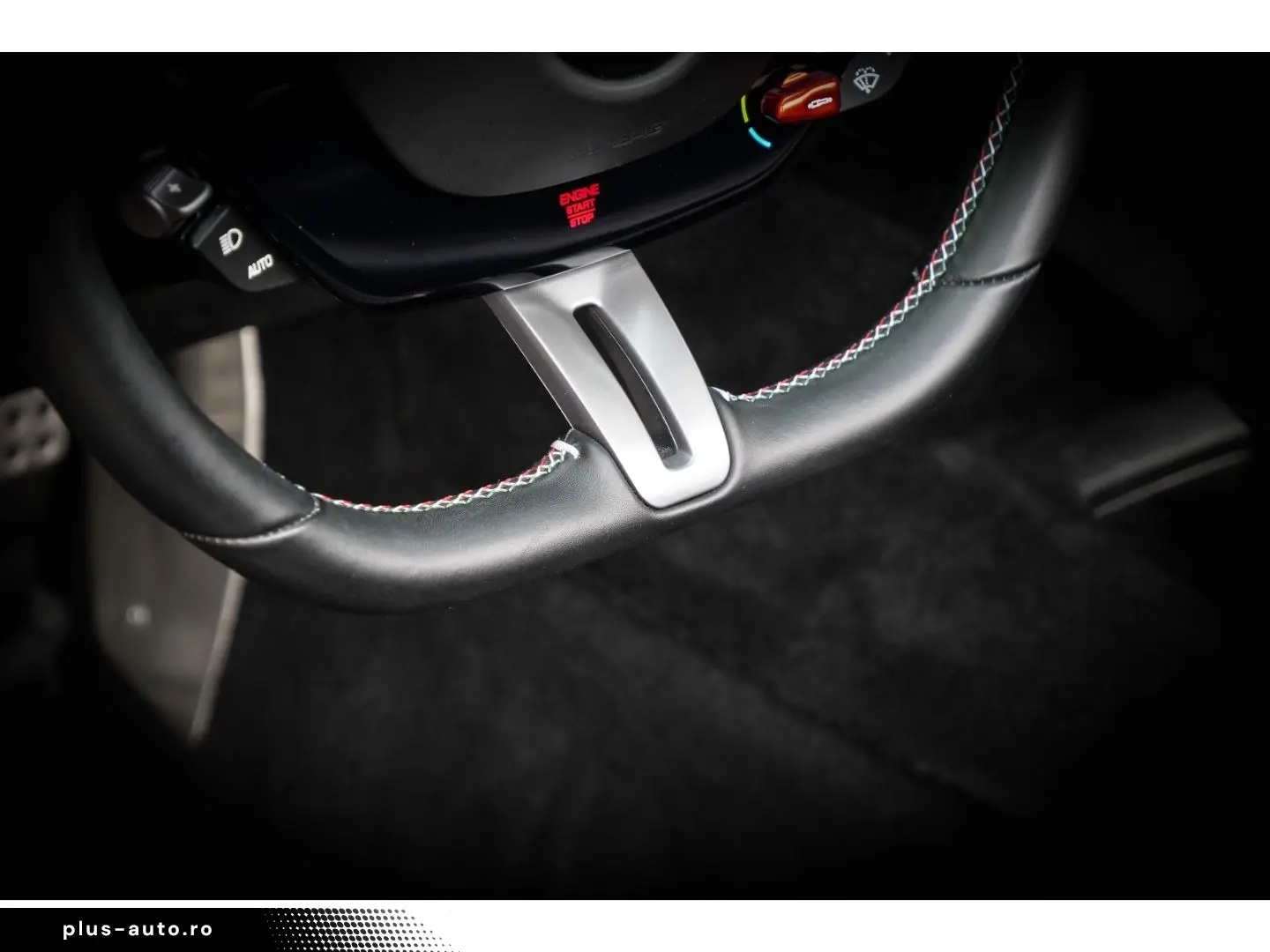 FERRARI Roma Spider  Leder LED CarPlay Daytona-Design