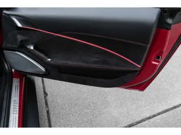 FERRARI Roma Spider  Leder LED CarPlay Daytona-Design