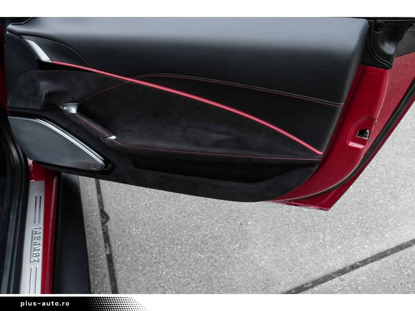 FERRARI Roma Spider  Leder LED CarPlay Daytona-Design