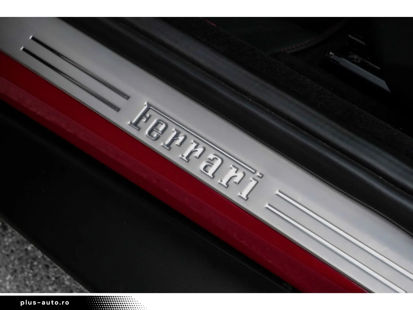 FERRARI Roma Spider  Leder LED CarPlay Daytona-Design