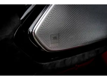 FERRARI Roma Spider  Leder LED CarPlay Daytona-Design