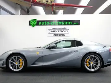 FERRARI 812 GTS CARBON LIFT JBL SURROUND VIEW ALCANTARA