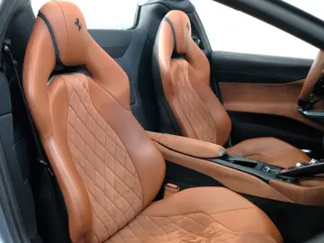 FERRARI 812 GTS CARBON LIFT JBL SURROUND VIEW ALCANTARA