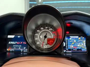 FERRARI 812 GTS CARBON LIFT JBL SURROUND VIEW ALCANTARA