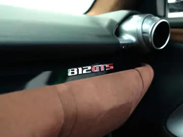 FERRARI 812 GTS CARBON LIFT JBL SURROUND VIEW ALCANTARA