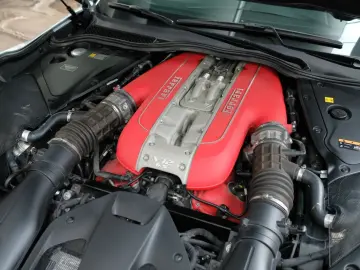 FERRARI 812 GTS CARBON LIFT JBL SURROUND VIEW ALCANTARA