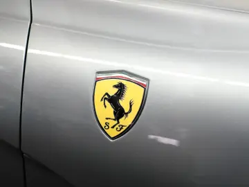 FERRARI 812 GTS CARBON LIFT JBL SURROUND VIEW ALCANTARA
