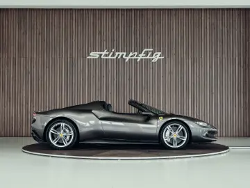 FERRARI 296 GTS Argento Nuerburgring  Carbon