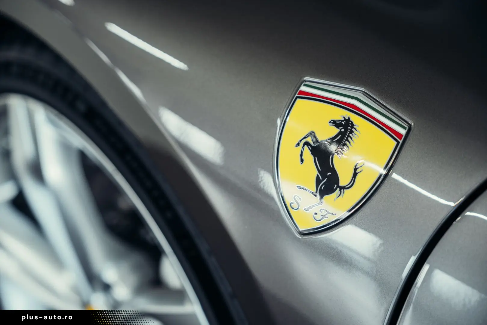 FERRARI 296 GTS Argento Nuerburgring  Carbon