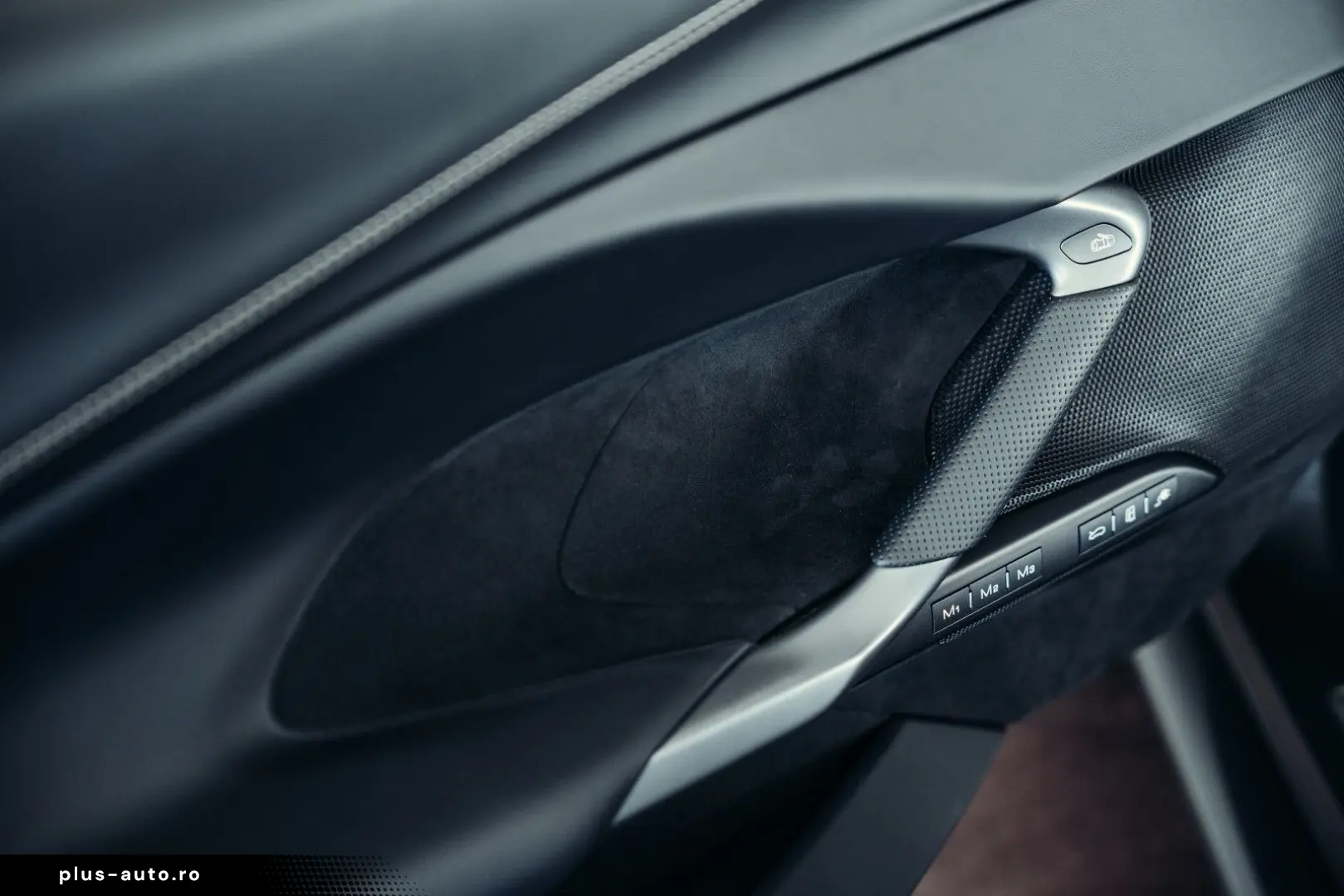 FERRARI 296 GTS Argento Nuerburgring  Carbon