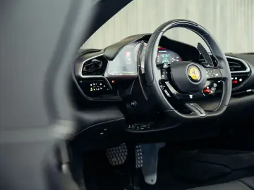 FERRARI 296 GTS Argento Nuerburgring  Carbon