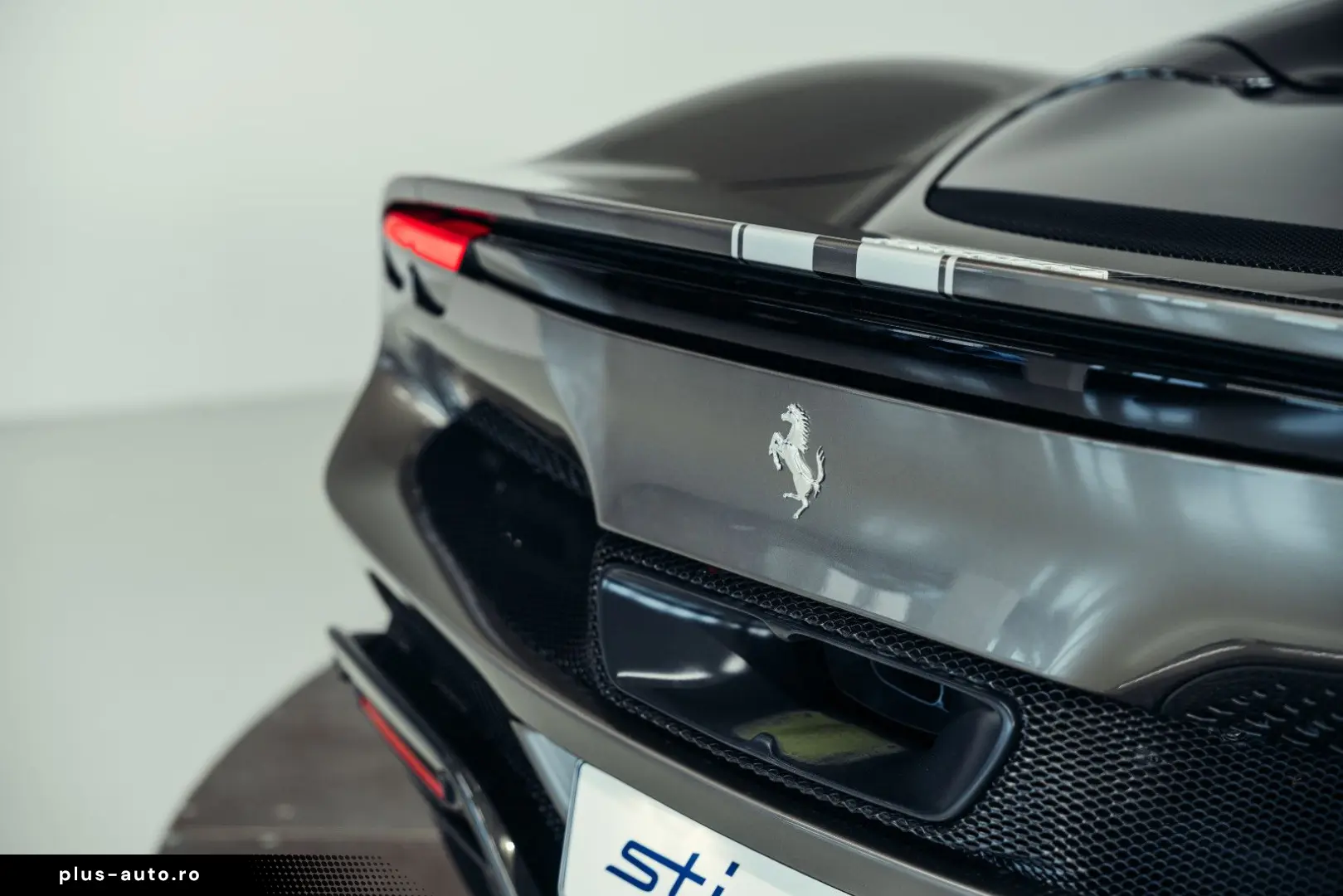 FERRARI 296 GTS Argento Nuerburgring  Carbon