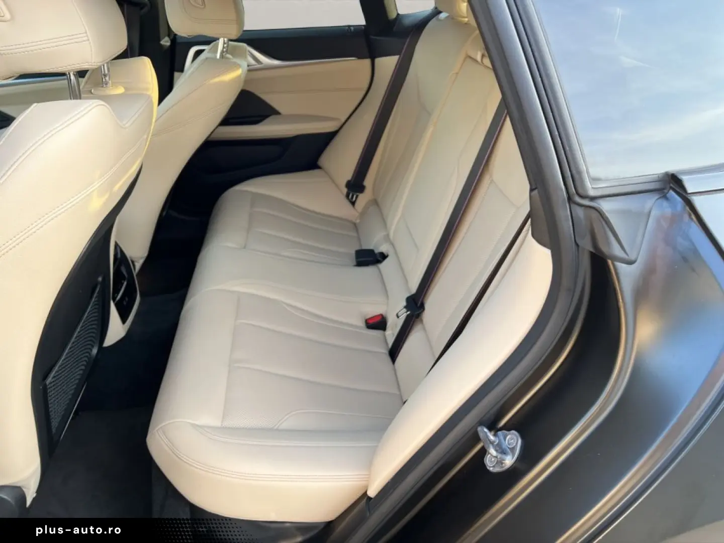 BMW M440i xDrive Gran Coupe PANO INNO STANDHEIZUNG