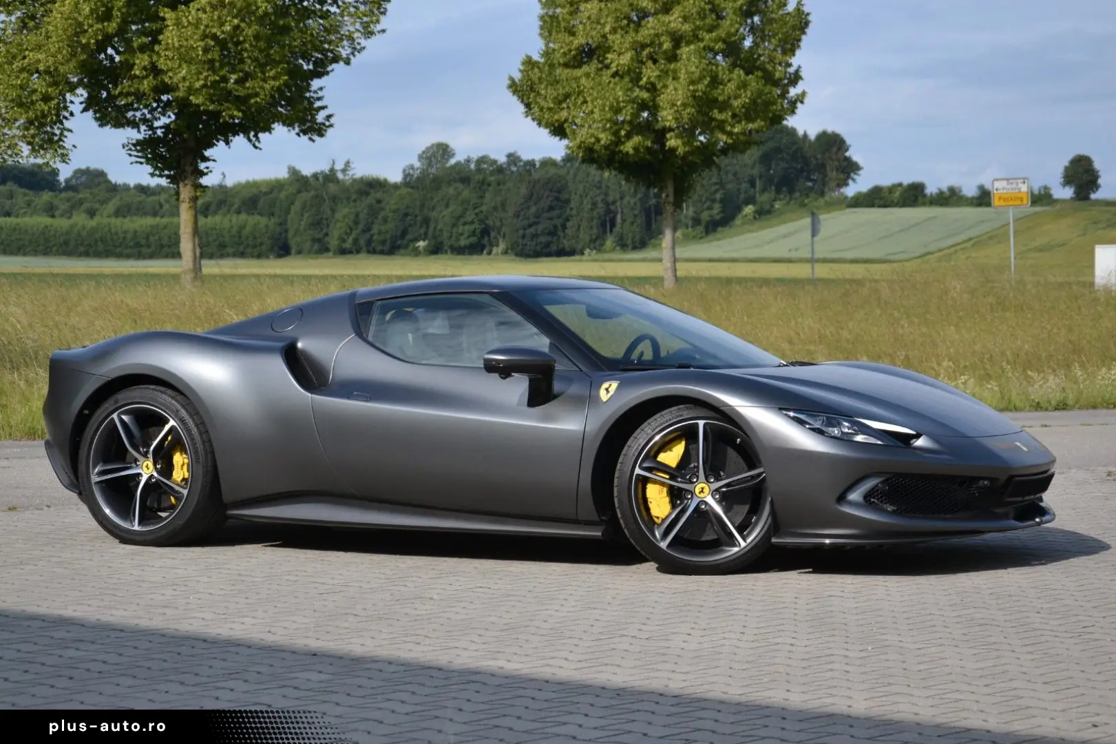 FERRARI 296 GTB DCT LIFT 360 JBL CARPLAY SITZKLIMA PPF!