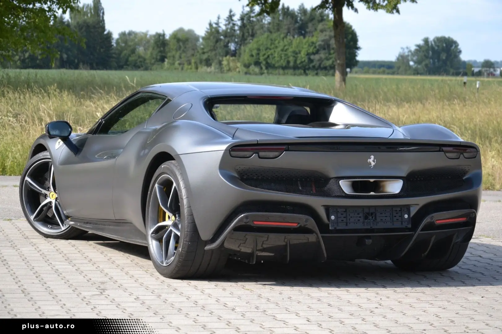 FERRARI 296 GTB DCT LIFT 360 JBL CARPLAY SITZKLIMA PPF!