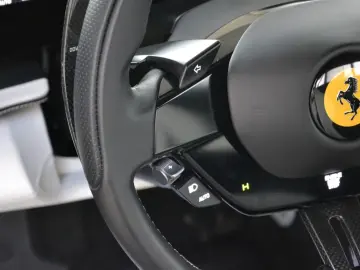 FERRARI 296 GTB DCT LIFT 360 JBL CARPLAY SITZKLIMA PPF!