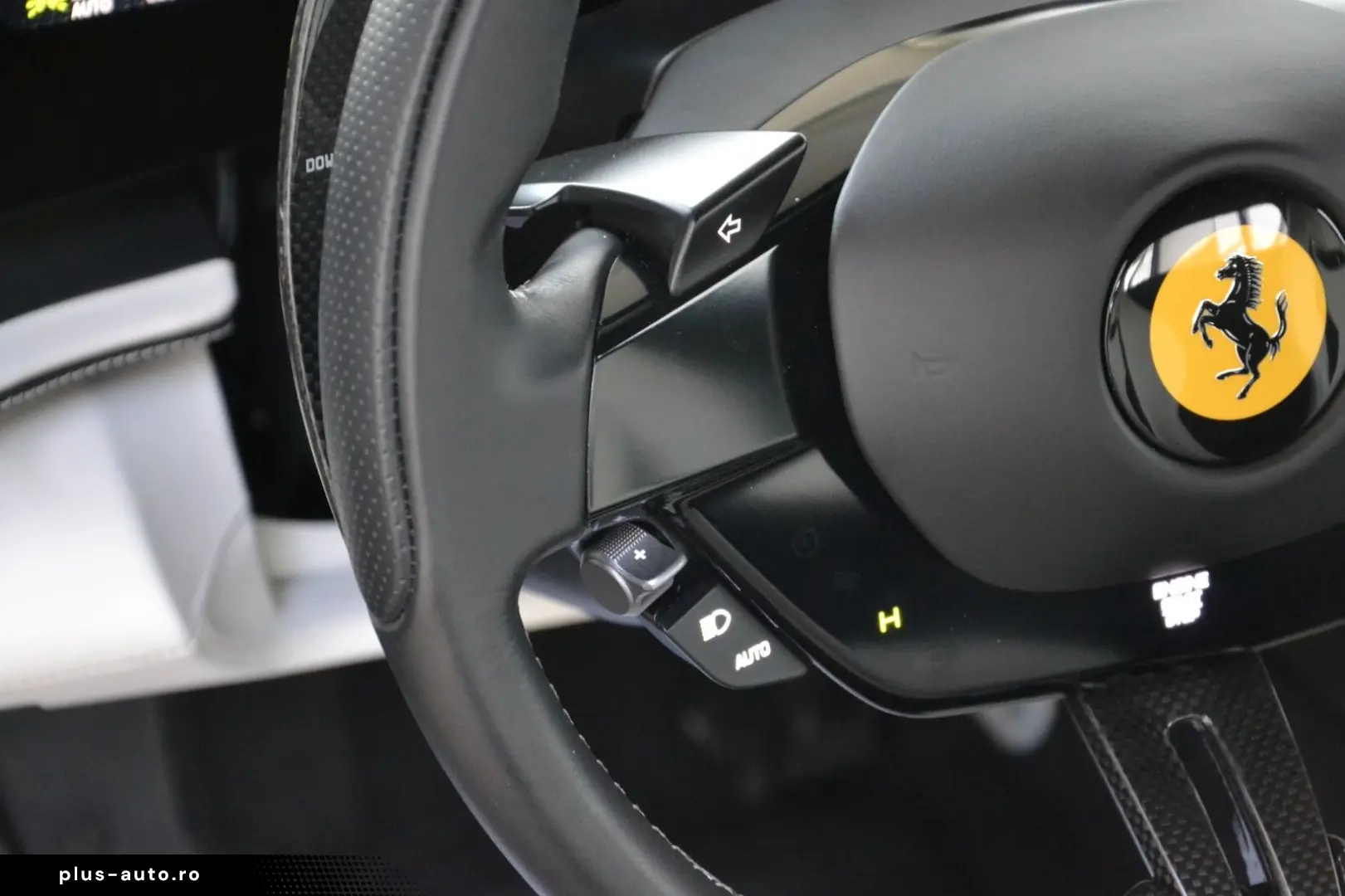 FERRARI 296 GTB DCT LIFT 360 JBL CARPLAY SITZKLIMA PPF!