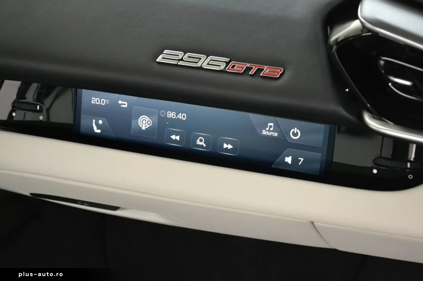 FERRARI 296 GTB DCT LIFT 360 JBL CARPLAY SITZKLIMA PPF!