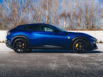 FERRARI Purosangue Blu Tour De France   Pano   Travel Se