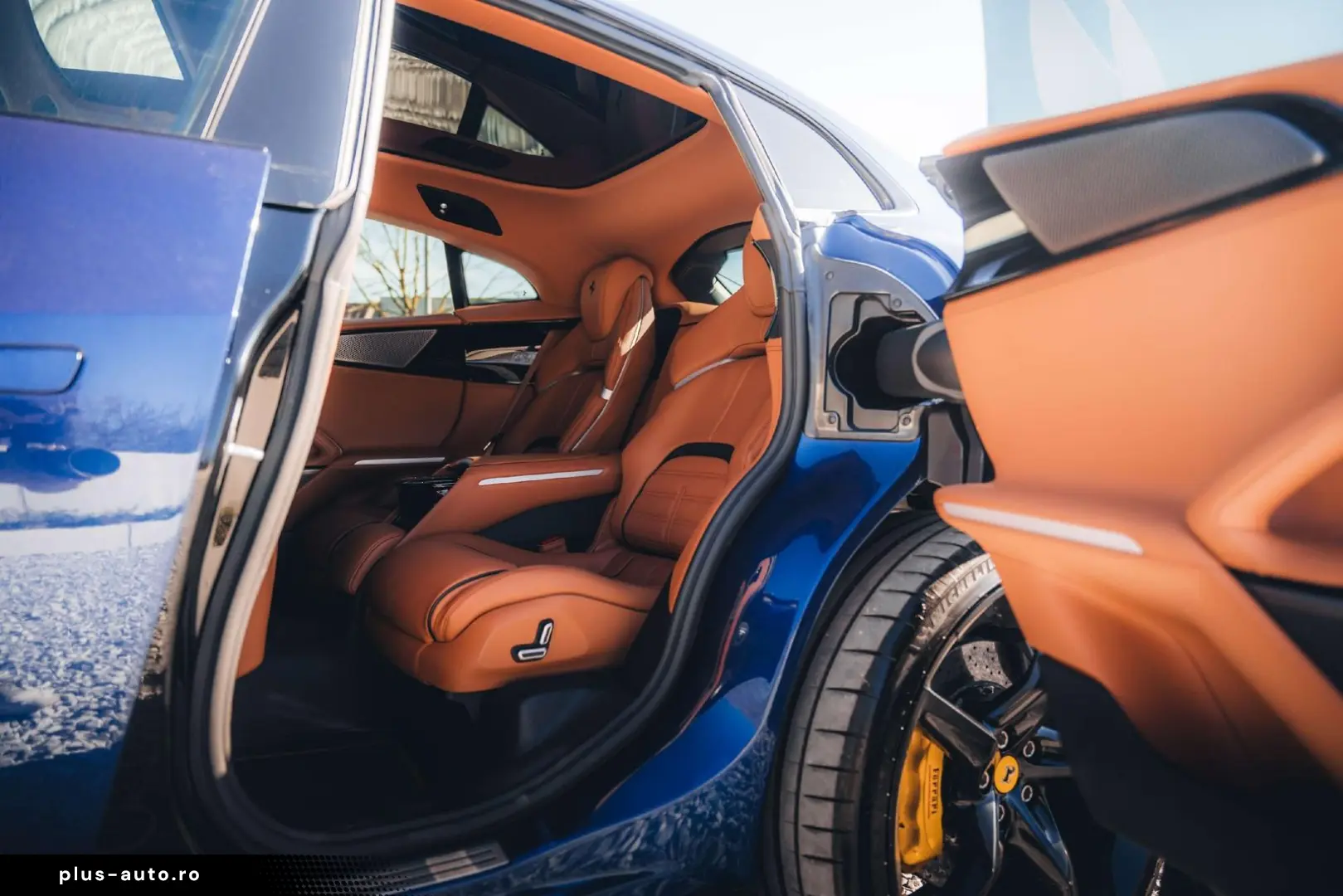 FERRARI Purosangue Blu Tour De France   Pano   Travel Se