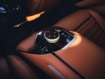 FERRARI Purosangue Blu Tour De France   Pano   Travel Se