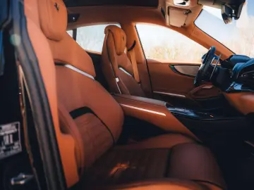 FERRARI Purosangue Blu Tour De France   Pano   Travel Se