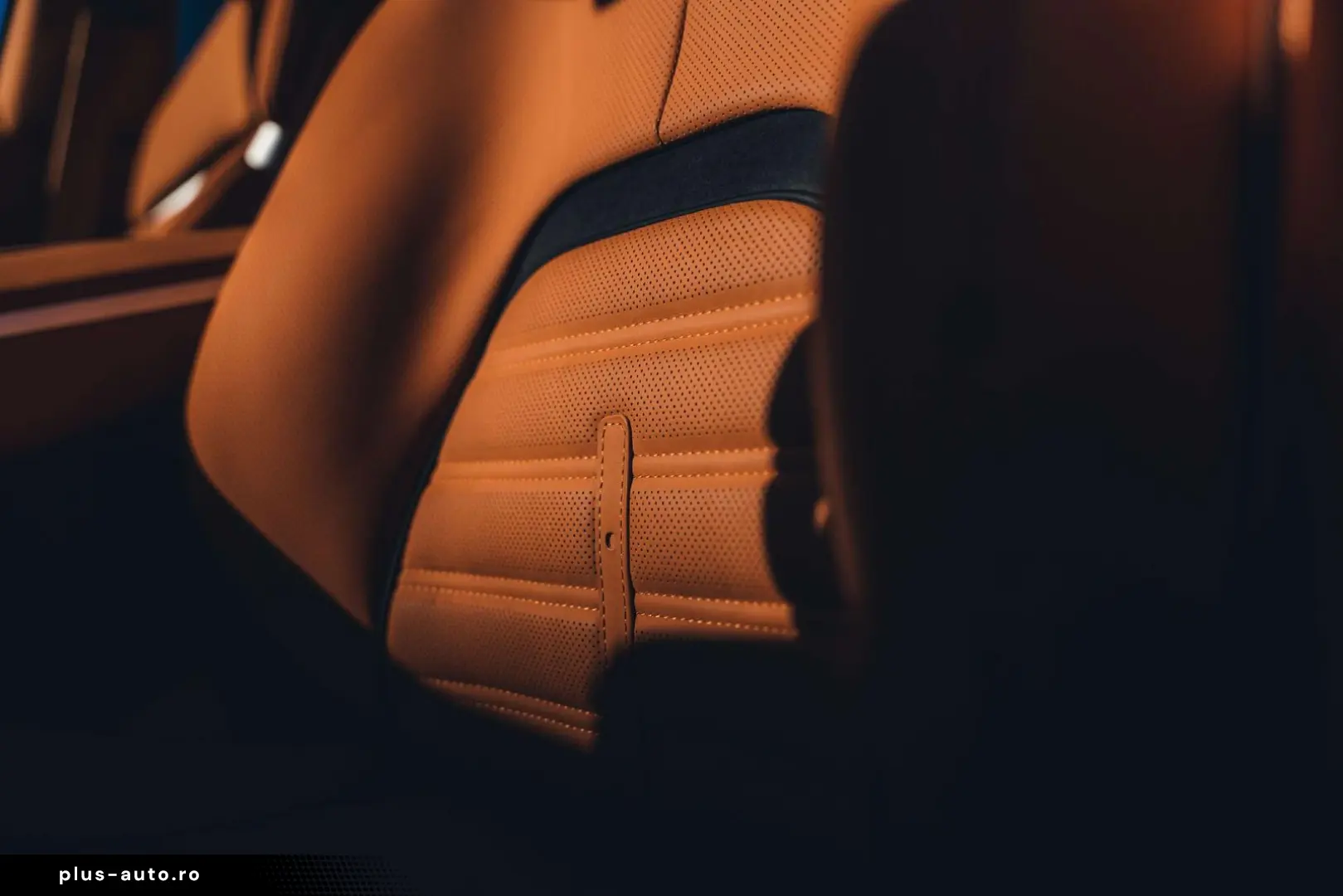 FERRARI Purosangue Blu Tour De France   Pano   Travel Se