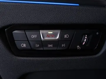 BMW M440i Coupe xDrive M-AGA PANO ACC AHK LED