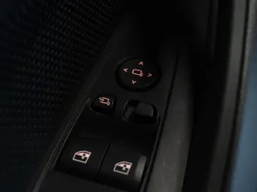 BMW M440i Coupe xDrive M-AGA PANO ACC AHK LED