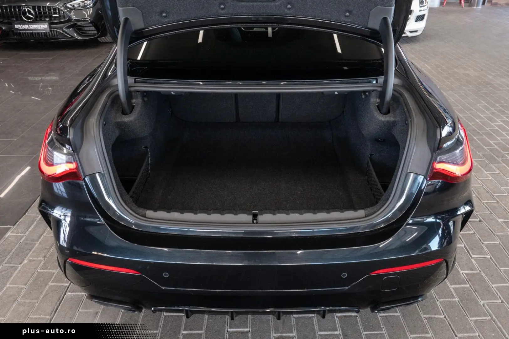 BMW M440i Coupe xDrive M-AGA PANO ACC AHK LED