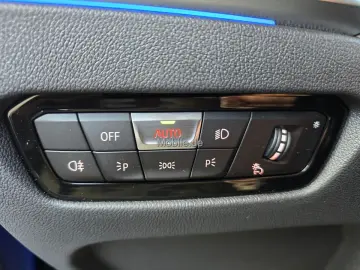 BMW M440d xDrive Coupe Head-Up DAPro EGSD harman PA