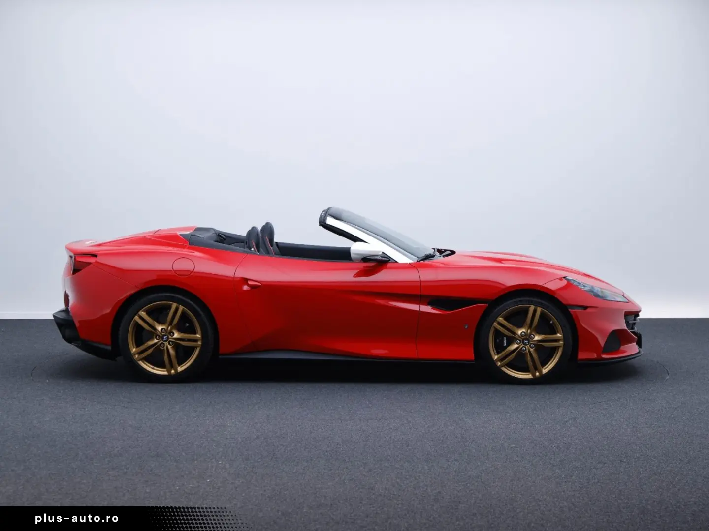 FERRARI Portofino M