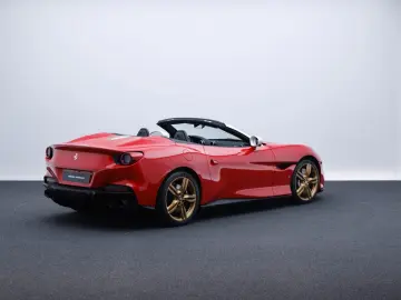 FERRARI Portofino M