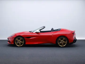 FERRARI Portofino M