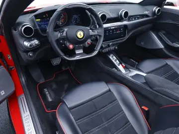 FERRARI Portofino M