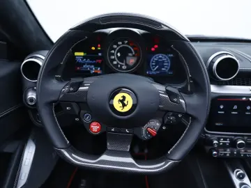 FERRARI Portofino M