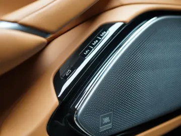 FERRARI Roma   MagneRide   JBL   Matrix   ADAS   LED-CRB